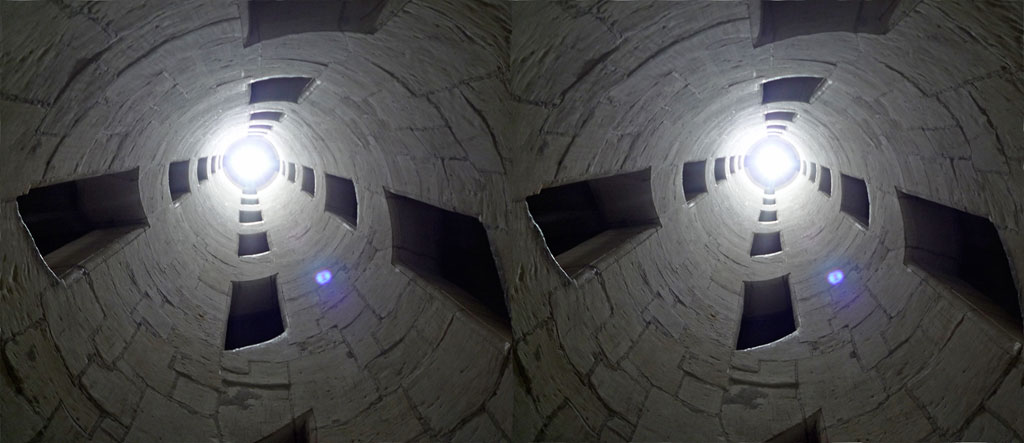 stereoscopies-chambord_vinciStairs