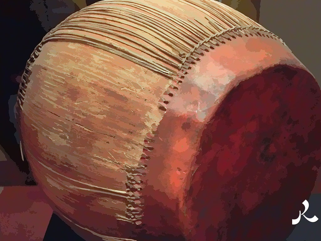 tambour rouge égypto-parisien