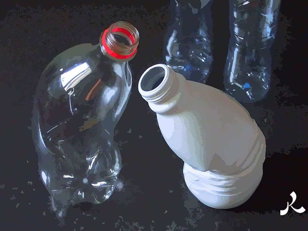 courbettes en bouteilles plastique