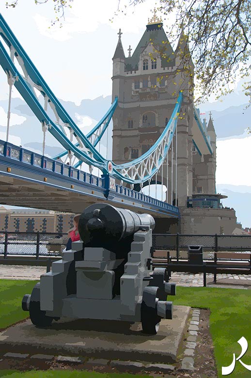Tower Bridge et un canon